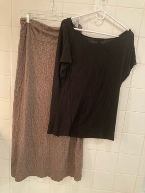 Toad&Co Brown Patterned Maxi Skirt with Neutral Print with WHBM Cowl Neck Tee